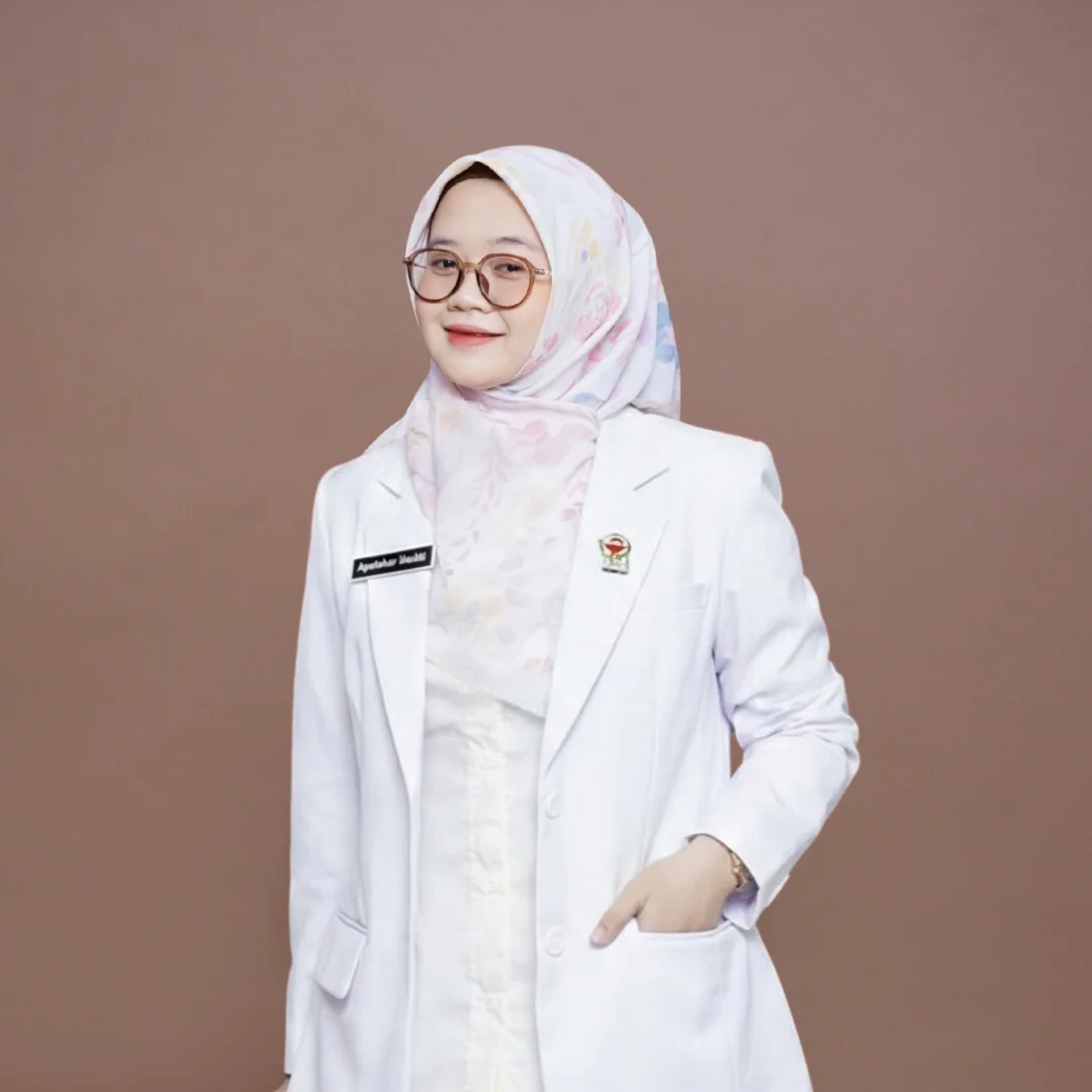 Apoteker Ervyana Herawati - Profesional Farmasi Surabaya